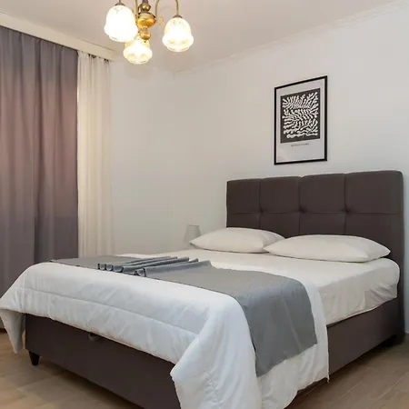 Apartament Marijana *
